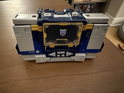 Transformers Legacy United Soundwave And Ravage only - Picture 6 of 8