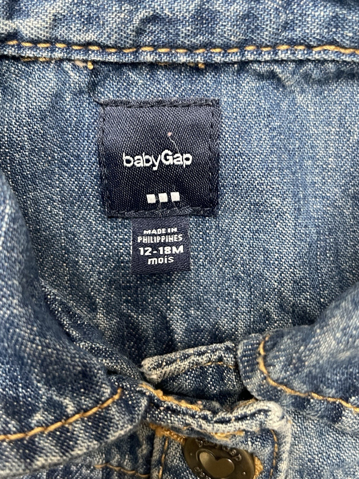 GIRLS BABY GAP BLUE DENIM SNAP  JEAN JACKET SIZE 12-18 Months