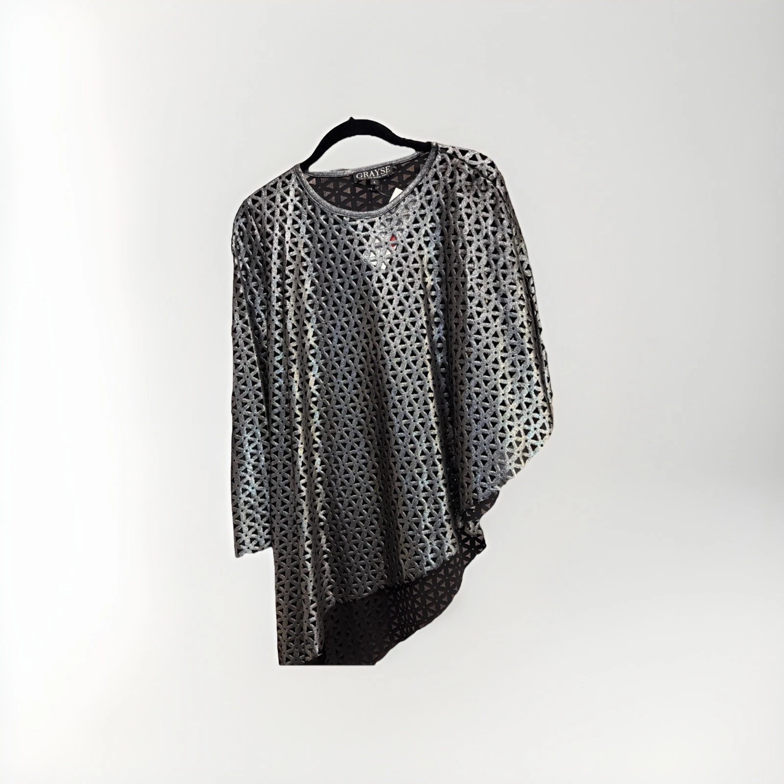NWT Shimmering Laser Cutout Silver Poncho Boho Chic Whimsigoth Festival L