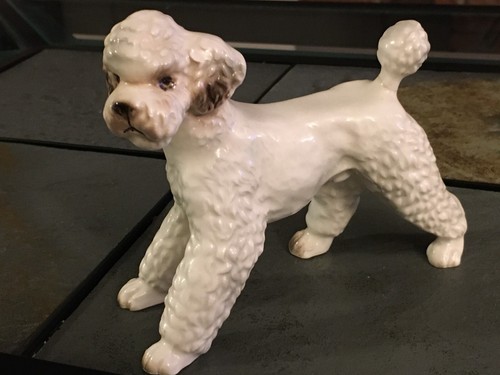 Standard poodle dog figurine....made in Japan...Unsigned - Picture 7 of 15