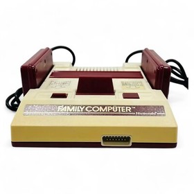 NINTENDO Famicom NES HVC-001 White Console w/Box Operation Confirmed