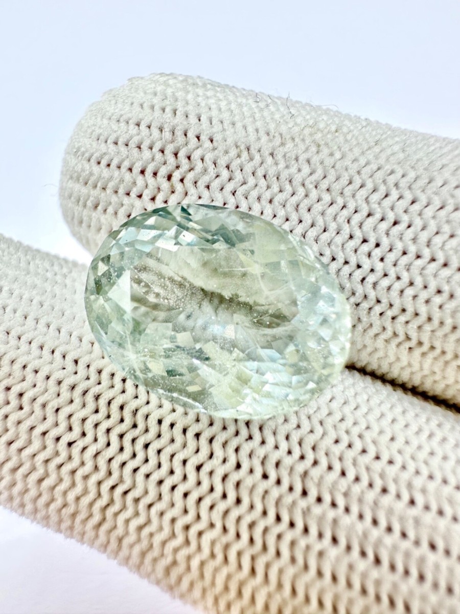 Aqumarine, natural aquamarine faceted, aquamarine pear gemstone 13 Ct  16x12x9 mm