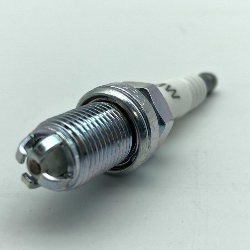 6 Spark Plugs 4417 BKR6EQUP For 12120037607 BMW X3 X5 E39 E46 E83 E36