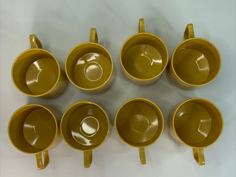 Juego de melamina dorada vintage Harvest para 8. Foto 4 de 4