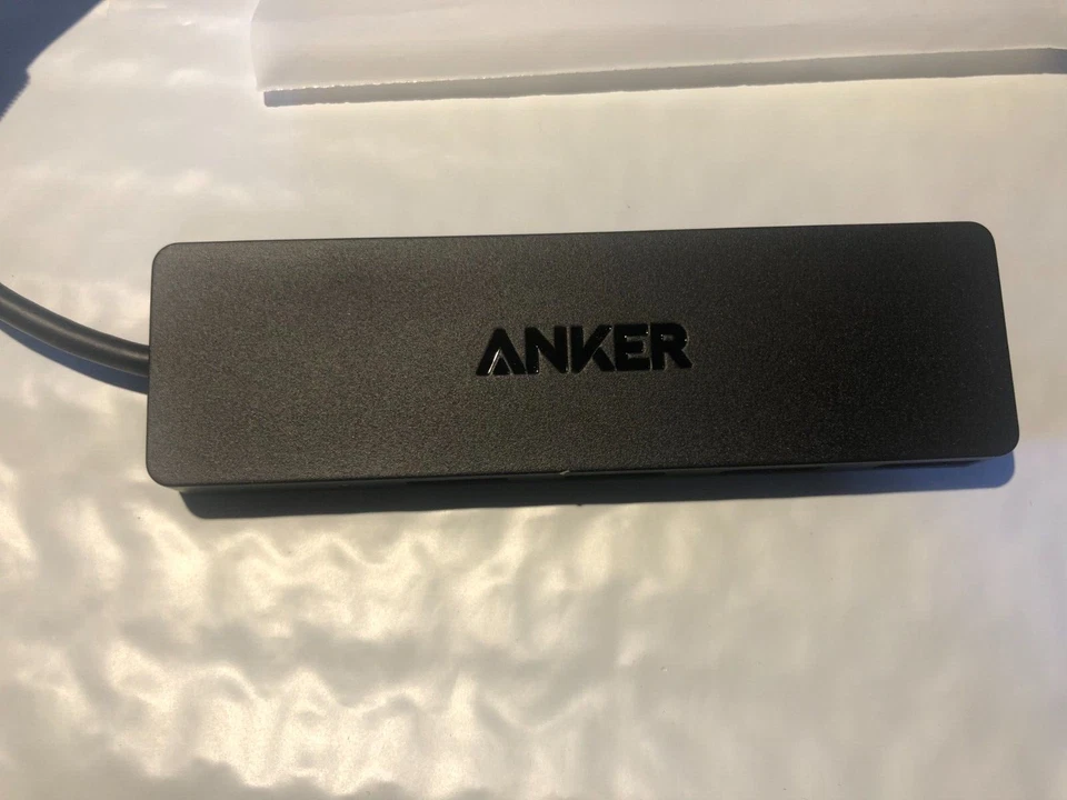 Anker 4-Port USB 3.0 Hub, Ultra-Slim USB Data Hub with 2 ft extension cable.. - Image 3 of 4