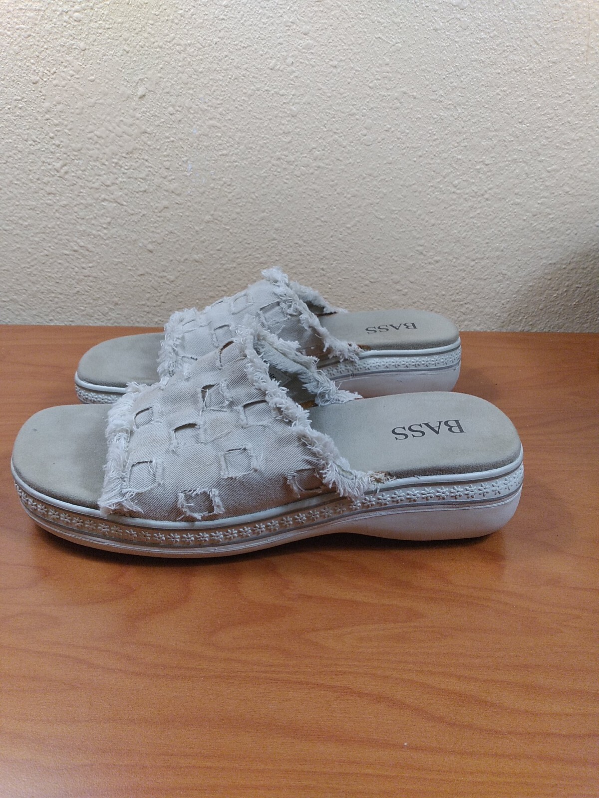 Picture 1 of 5
