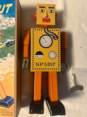 Robot Lilliput Schylling Collector Series 2016 JH - In Box with Key