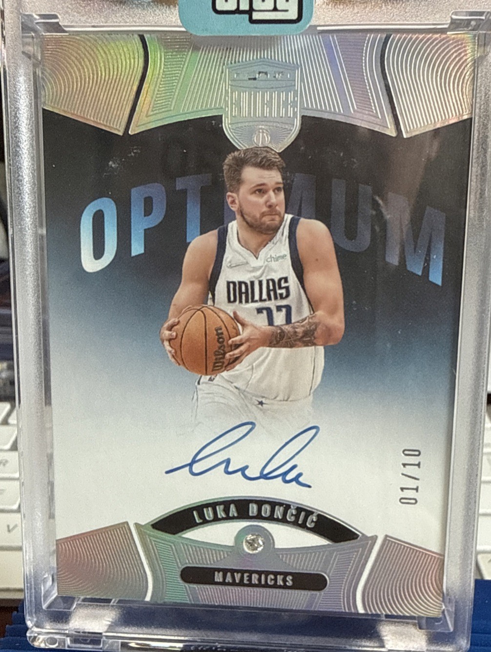 2021-22 Panini Eminence Optimum Luka Doncic Auto Diamond 10/10 ODA-LUD