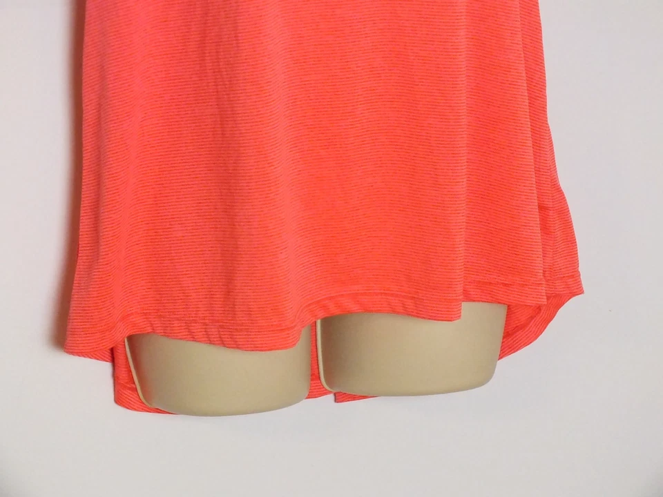 Camiseta sin mangas Danskin Now semi-ajustada para mujer XXL elástica rosa a rayas espalda deportiva Foto 4 de 4