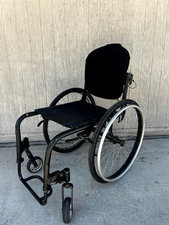 Quickie QRI Wheelchair with Jay J3 back 16"width, 18"depth