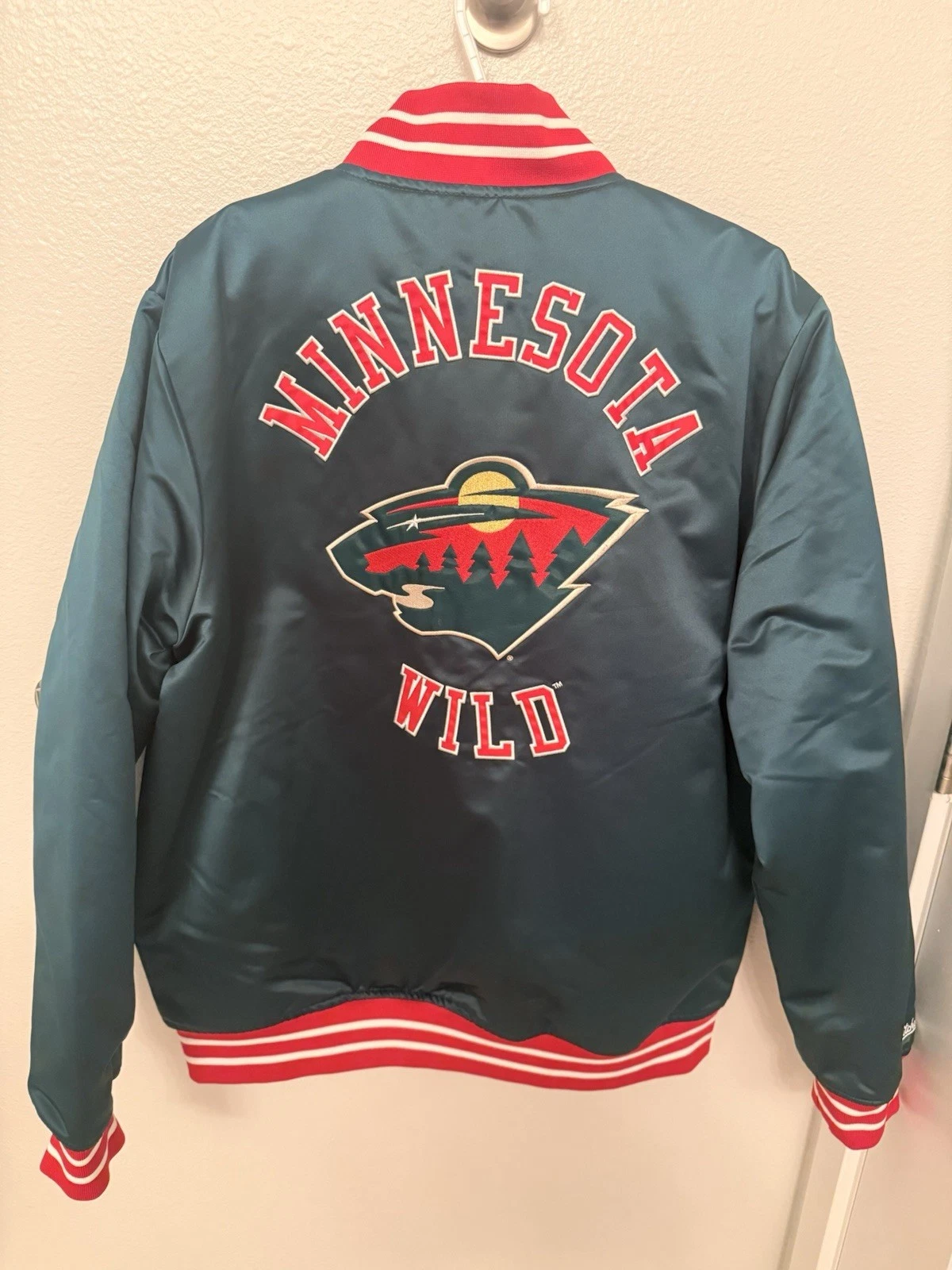 Mitchell & Ness Minnesota Wild NHL Heavyweight Satin Jacket Large New $150 - product detail image 1