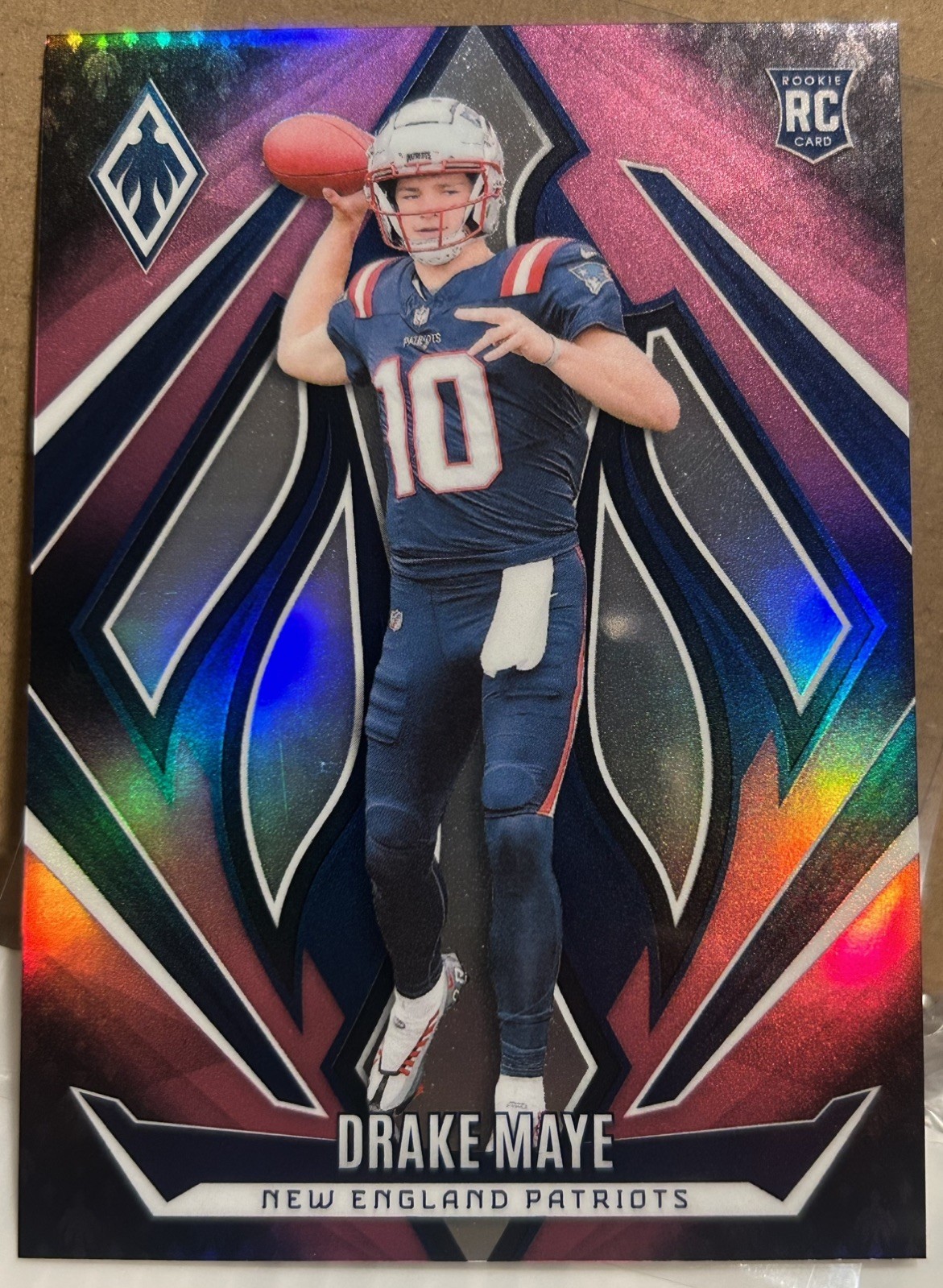 2024 Panini Phoenix - Rookies Drake Maye #179 Pink Fade /88 (RC)