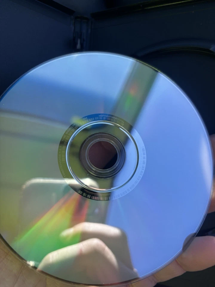 THE BEACH - Leonardo DiCaprio, Tilda Swinton, Virginie Ledoyen DVD R4 Mint Disc! - image 4 of 4