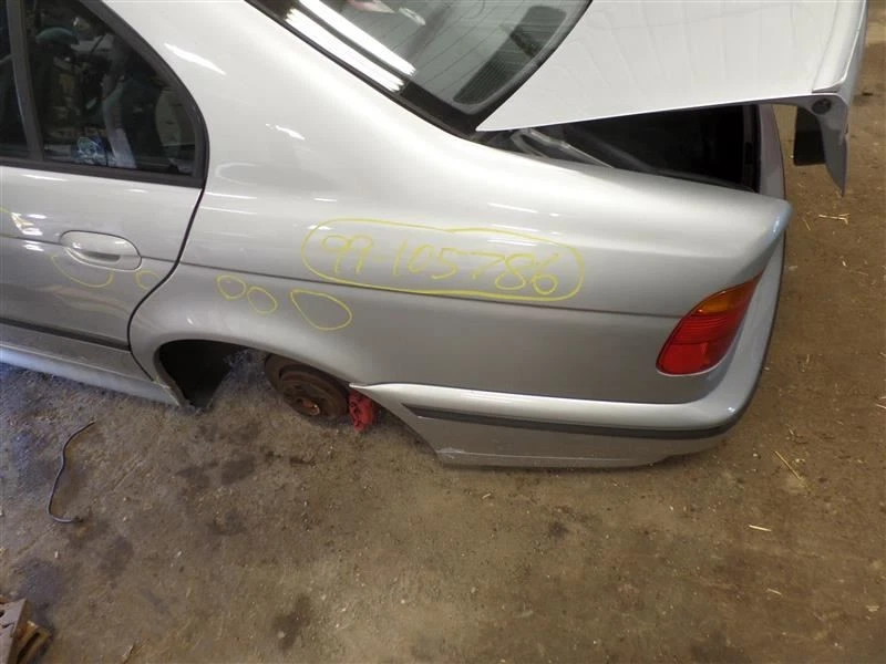 Used Gear Box Automatic Transmission Base Fits 99-03 BMW 540i 9892172 - Image 2 of 4