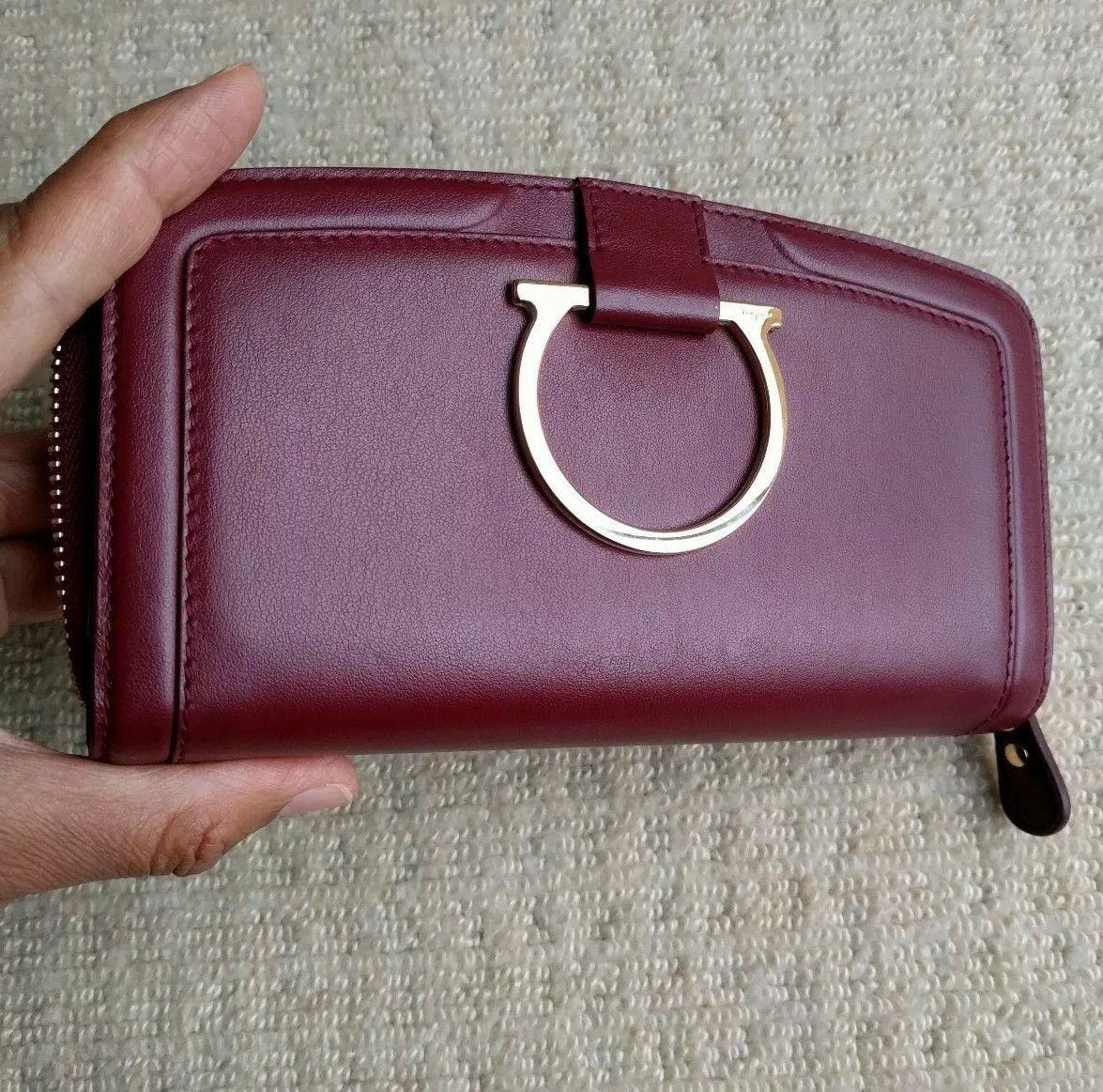 New Authentic Burgundy Salvatore Ferragamo Donna Purse Wallet RRP €550 image 9