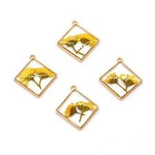 4PCS Gold Tone Real Dry Flower Resin Diamond Shape Charm Pendant Supply GBY510
