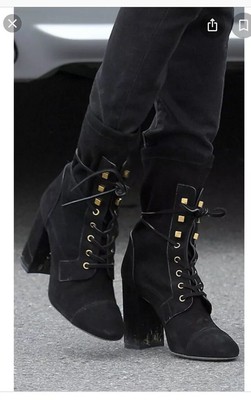 stuart weitzman veruka boots suede