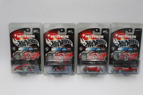 Hot Wheels Mothers Series 1-4 W/ERROR Mom's Pro 34 W/Protectors