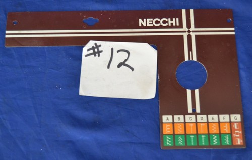 PIEZAS DE MÁQUINA DE COSER NECCHI 523 EN ZIGZAG VENTA PIEZAS USADAS ORIGINALES BUEN ESTADO - Imagen 10 de 17