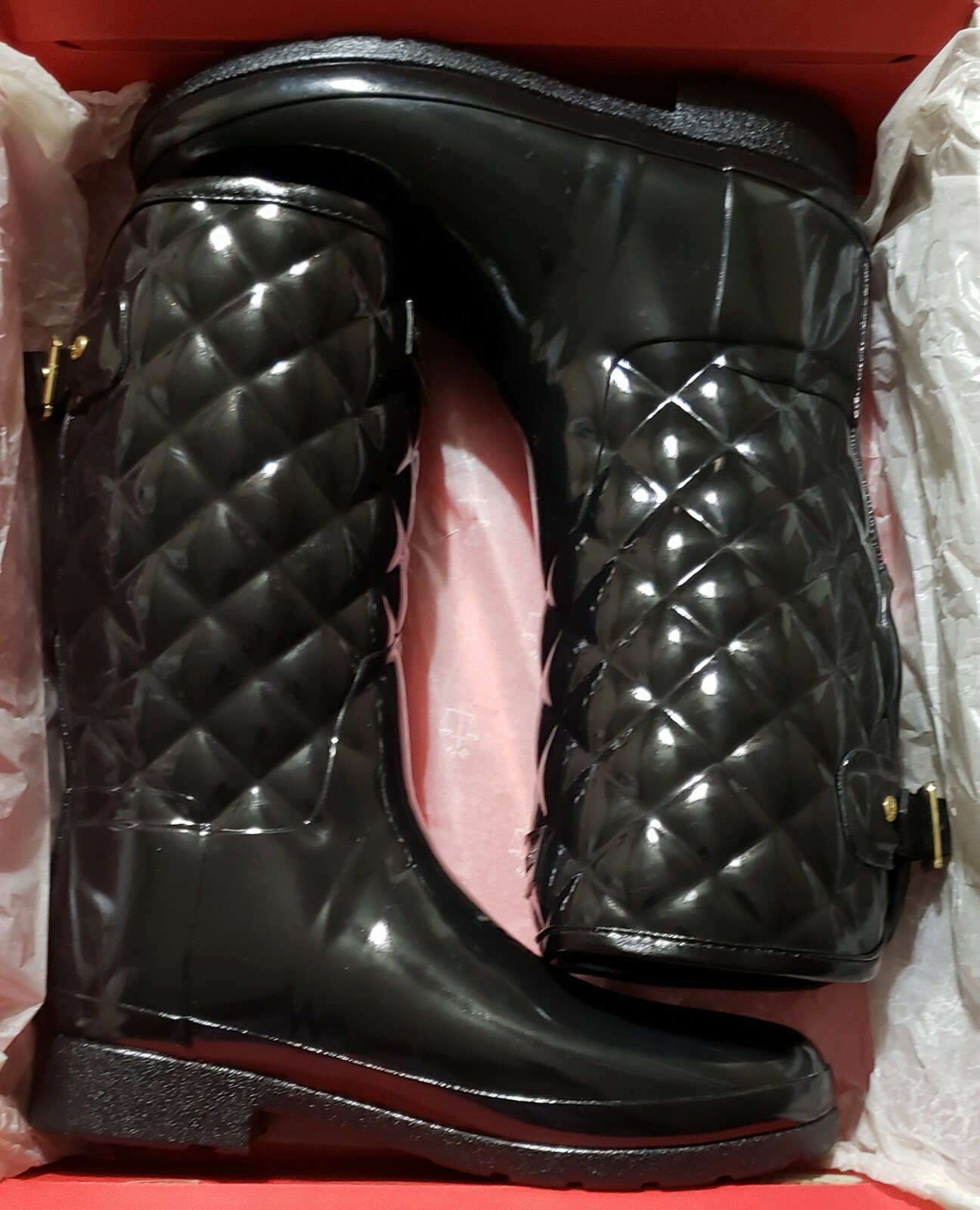 refined high gloss quilted short waterproof rain boot