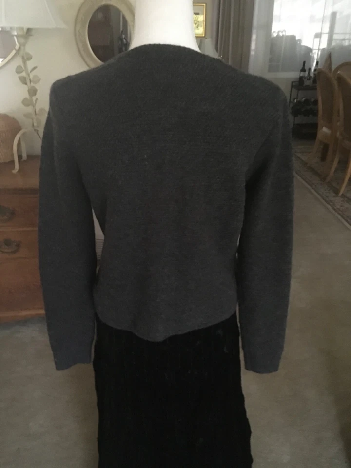 Cynthia Rowley size S gray knit jacket with front bucles - Image 3 of 4