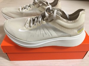 nike running zoom fly sp trainers