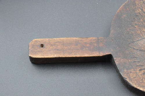 Vintage Heart Rosette Folk Art Cutting Board Or Laundry Bat - Picture 4 of 6