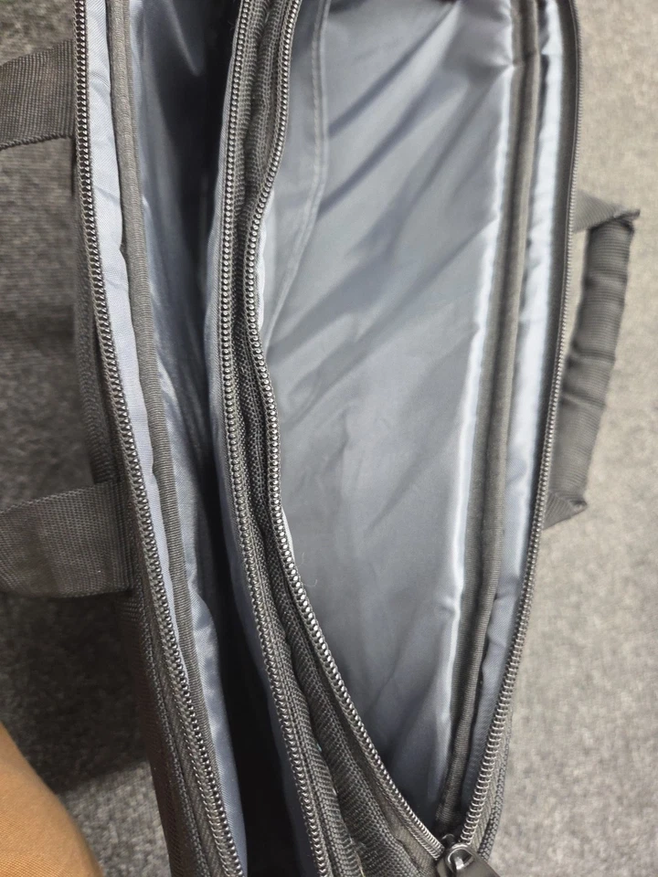 Mochila SWISS GEAR Laptop Messenger Over The Shoulder Bag preta e vermelha década de 1990 - Imagem 3 de 4