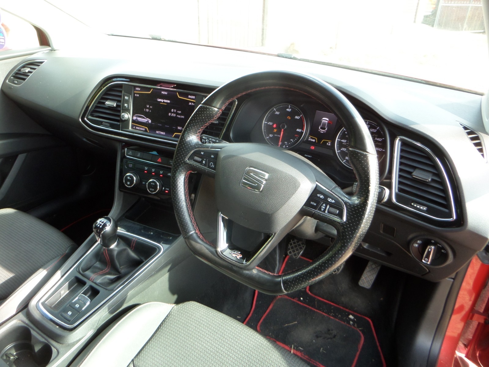 2018 Seat Leon, photograph 12