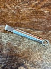 Rösle Zester with Canelle 12714 – Stainless Steel Citrus Zesting & Garnishing 