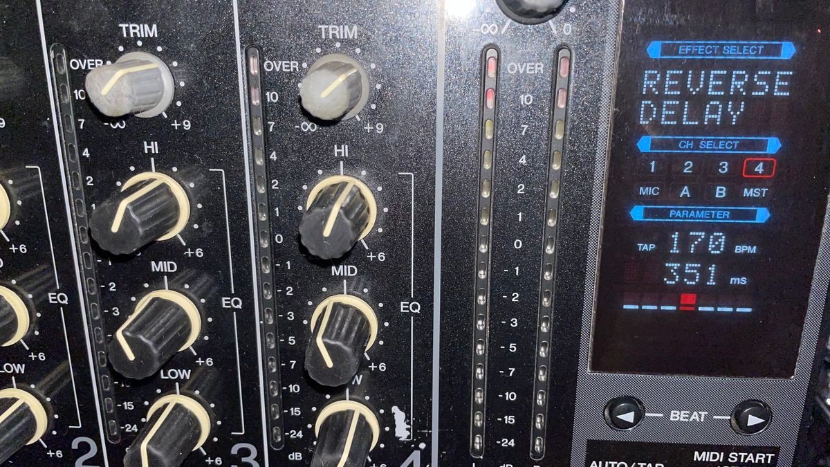 Pioneer DJM-800 DJ Mixer Club Standard 4-Channel DJ Mixer | eBay