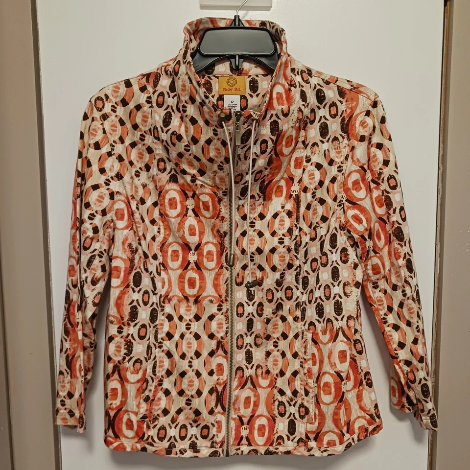 Ruby Road Women's Size 12 Windbreaker Jacket. Lightweight. Zip Front. - Image 3 of 4