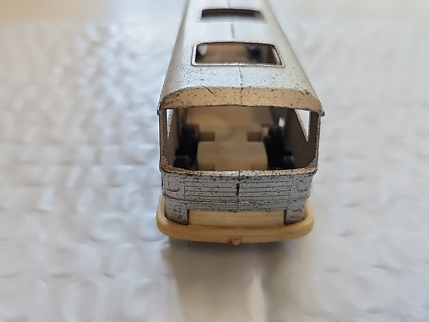 Picture 4 of 5