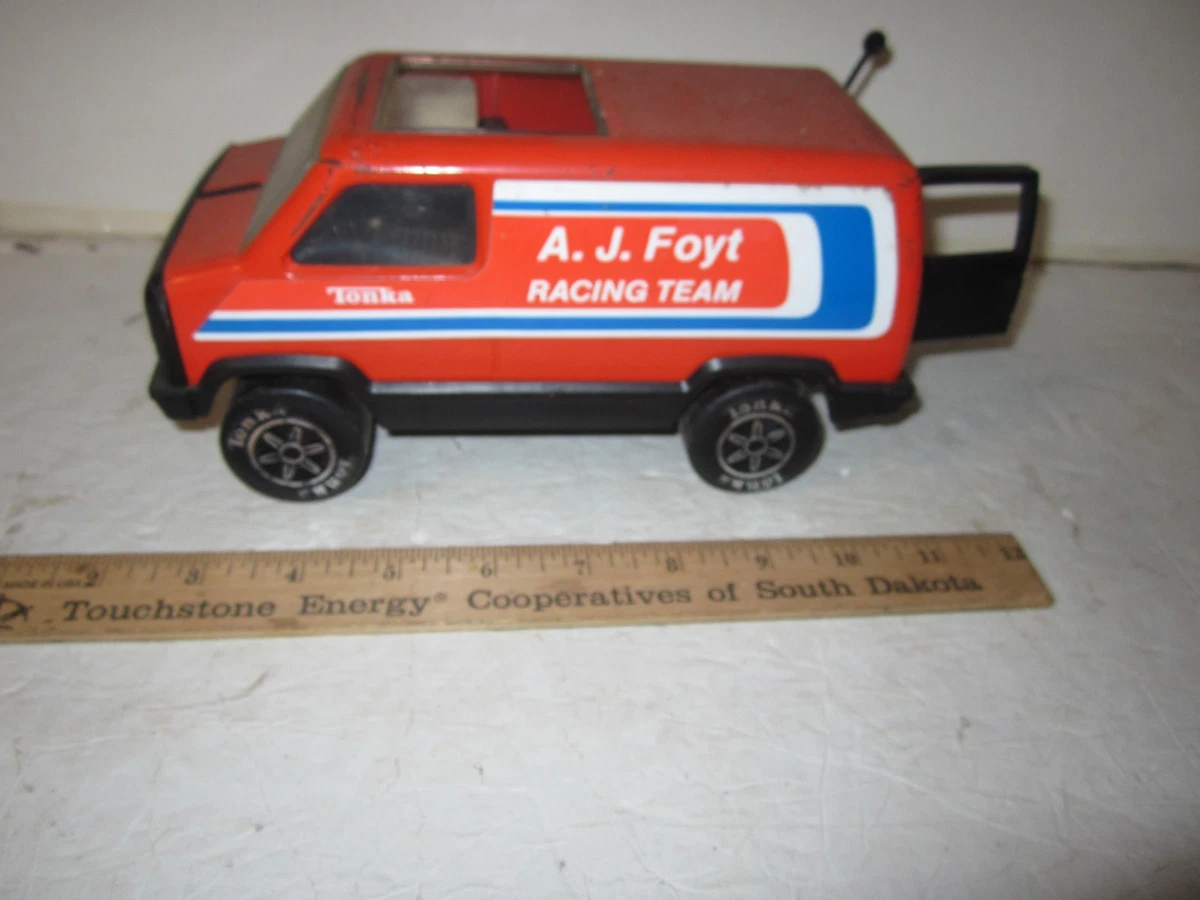 Tonka 1970 Vehicle Year Vintage Manufacture Diecast Vans for sale