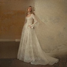 A Line Women's Wedding Dresses Lace Appliques Backless Long Sleeve Scoop Neck