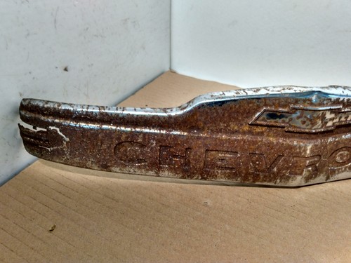 1940'S 1950'S CHEVROLET CHEVY Hood Ornament Emblem RUSTY IDEA FOR RAT HOT ROD - Picture 8 of 9