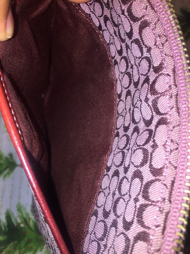 Raspberry Coach Crossbody Messenger Bag - Picture 7 of 12