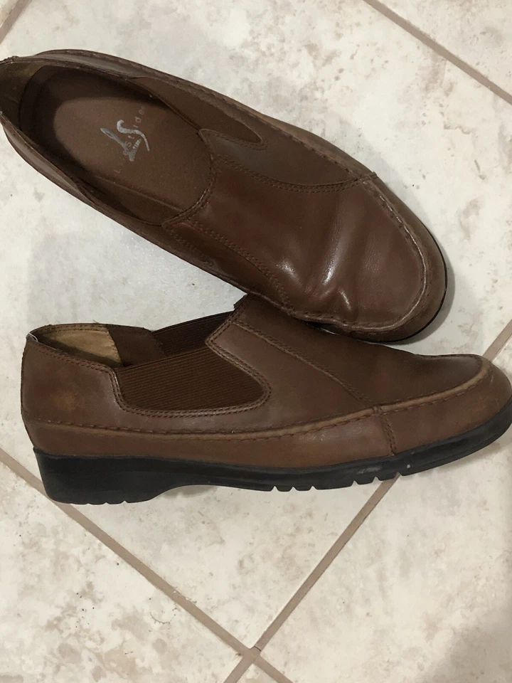 Zapatos Mocasines Life Stride Cuña Cuero Marrón Sin Cordones Cómodos Para Mujer Talla 7W Foto 3 de 4