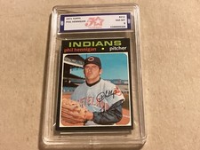 1971 PHIL HENNIGAN TOPPS BASEBALL CARD #211 GRADED 5 Star 8 NM-MT - 1500009369