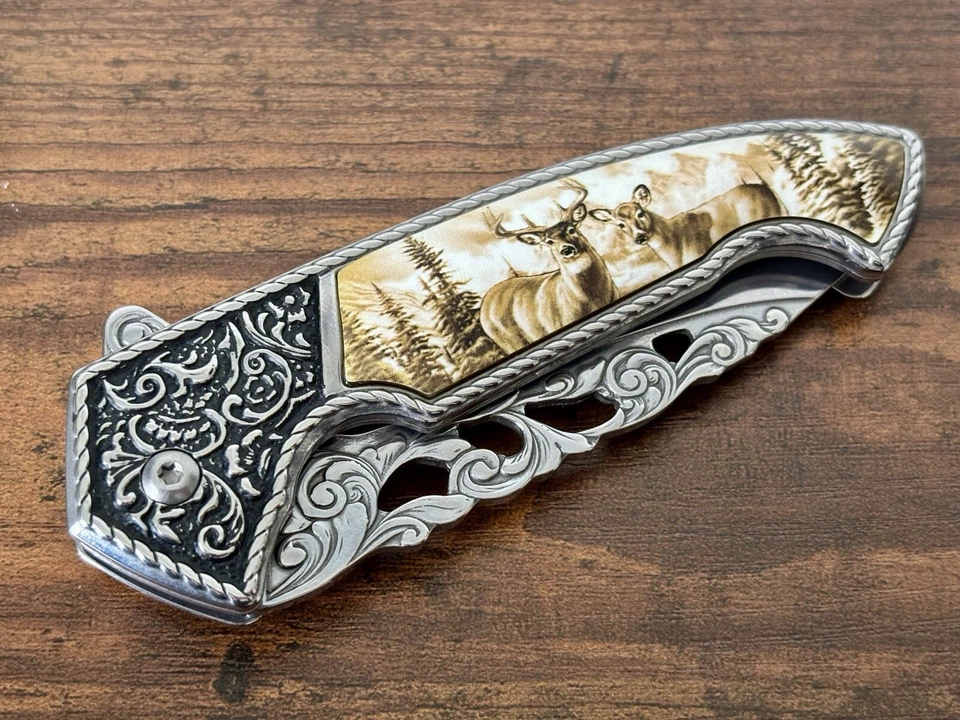 Cuchillo Caja Regalo Ciervo Vida Silvestre Acero Inoxidable Grabado Ornamentado Imitación Marfil Mango  Foto 2 de 4
