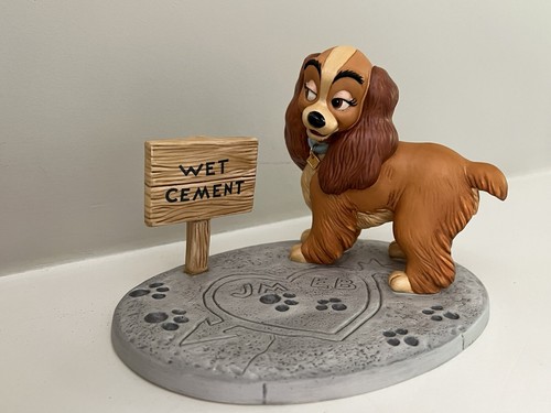 Walt Disney Classic Collection "Lady in Love" | Lady and the Tramp - Picture 2 of 7