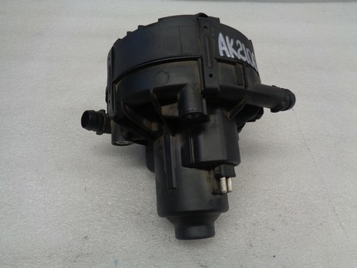 2008-2012 Mercedes C300 W204 Secondary Air Smog Pump Assembly OEM AK2106125 - Picture 9 of 12