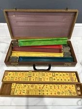 Vtg Bakelite Mahjong Set Dovetail Cream Corn & Burgundy Rare w/ 5 Racks RARE
