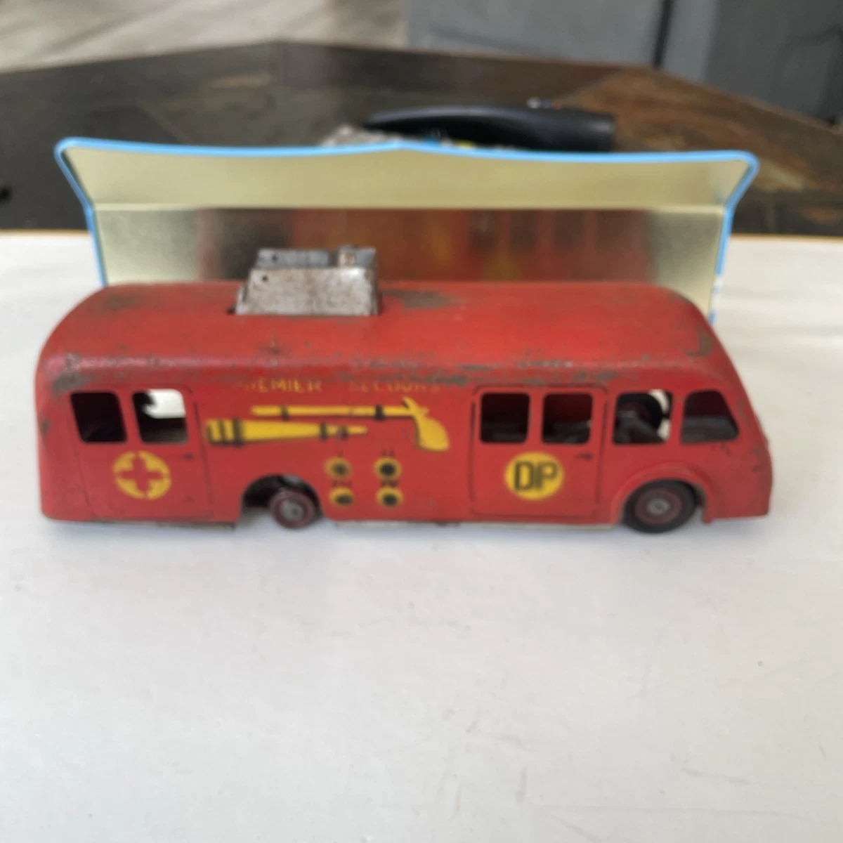 CIJ 3/98 Camion Militaire Renault Galion 2,5T Porte Radar - Miniature Dinky-Solido