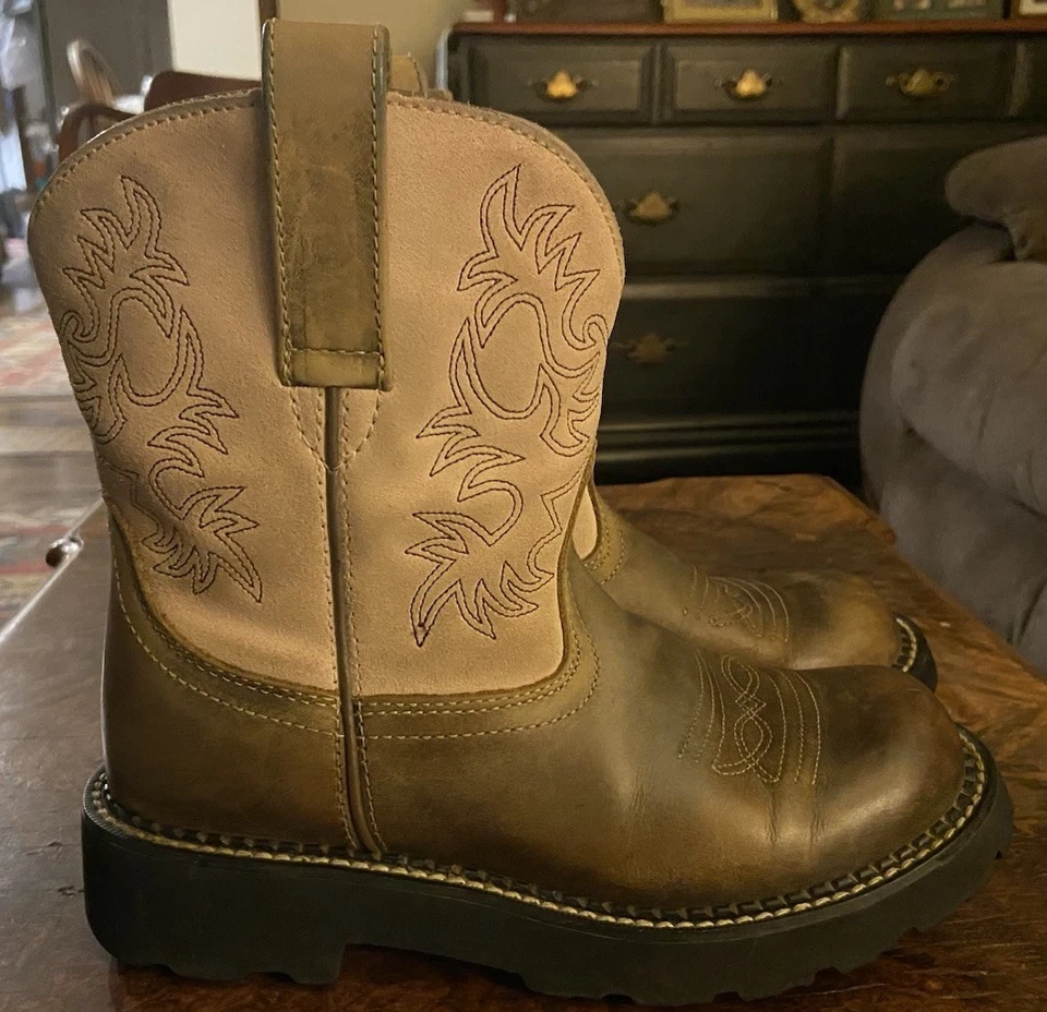 Botas vaqueras occidentales Ariat Fatbaby para mujer talla 7B cuero marrón pull-on Foto 3 de 4