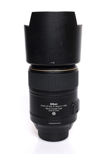 Nikon AF-S VR Micro-NIKKOR 105mm f/2.8G IF-ED Lens in EX+ Cond! - Picture 3 of 10