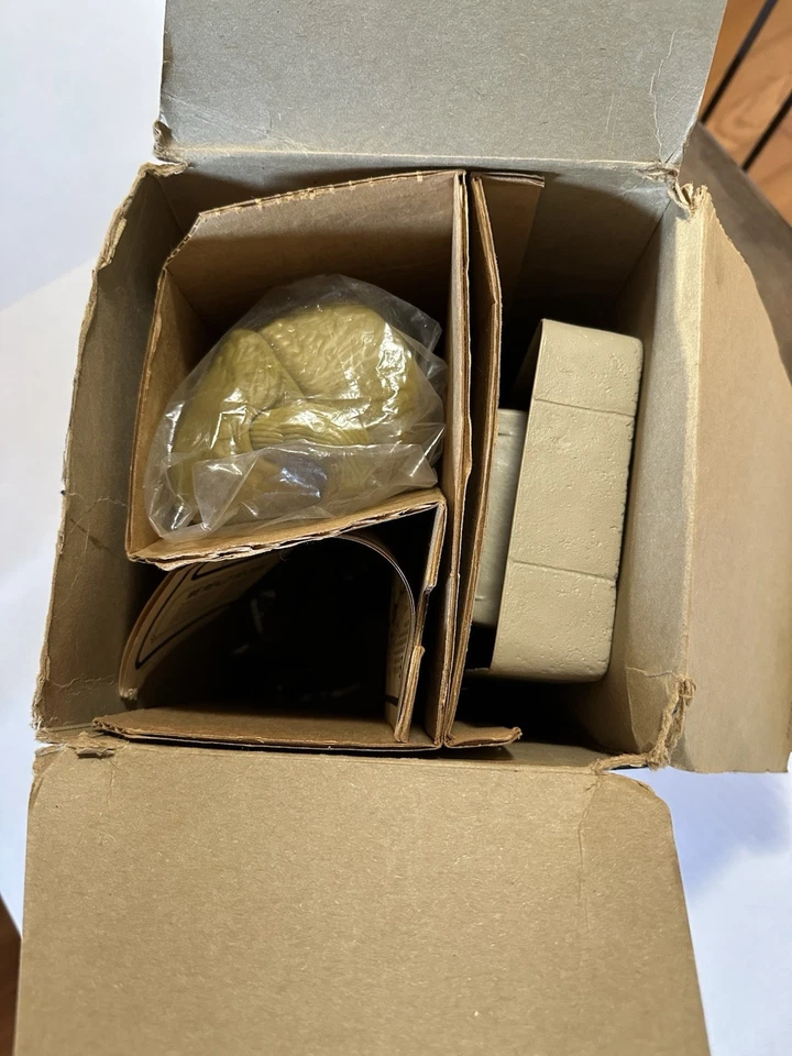 Return of the Jedi Jabba the Hutt Playset 1983 Kenner Rough Box, Sealed Contents - Image 2 of 4