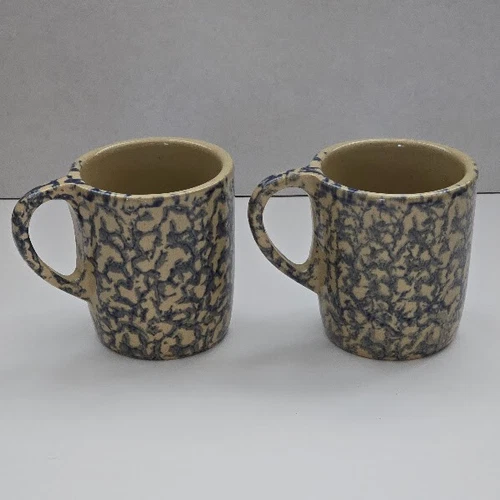 Roseville/Ransbottom Vintage mugs set of 2