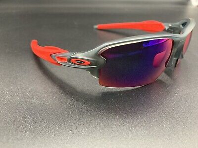 oakley flak 2.0 Matte Grey Smoke Frame W/ +red Iridium Lens