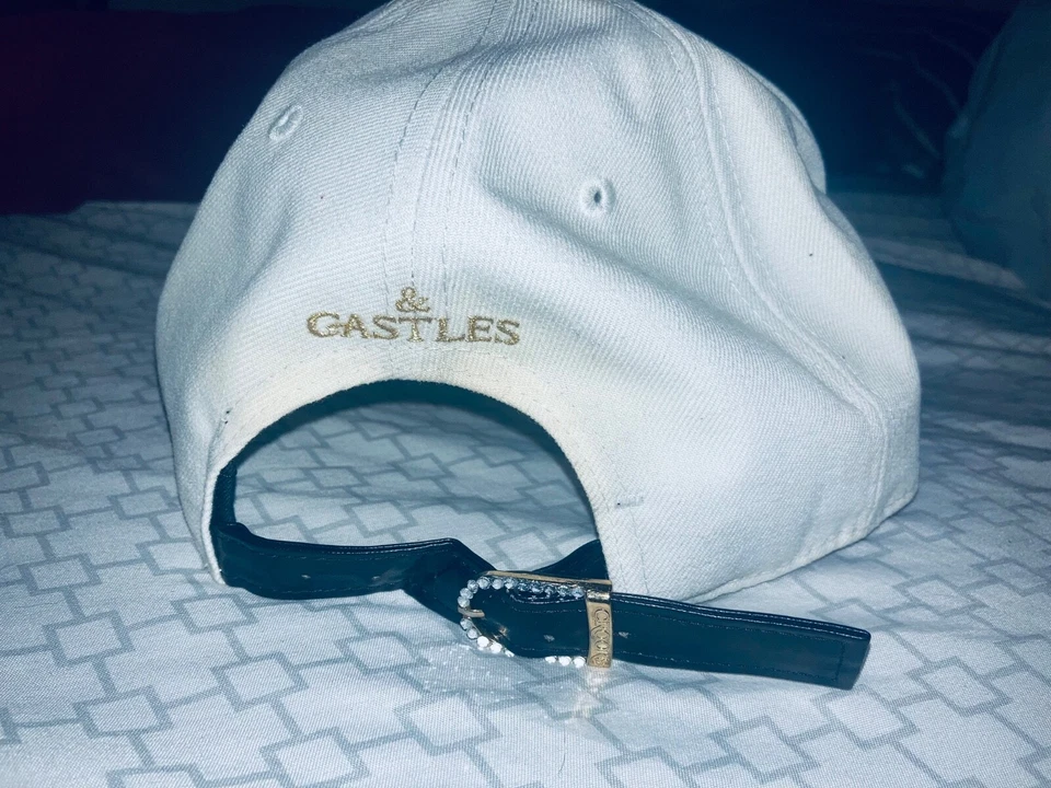 Crooks and Castles Snapback cuero oro blanco Foto 3 de 3